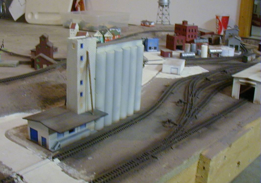N scale layout